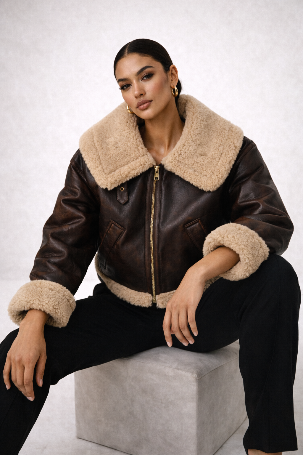 The Noire Élégance Women’s Faux‑Fur Trim PU Leather Jacket — Signature Autumn Street Luxe